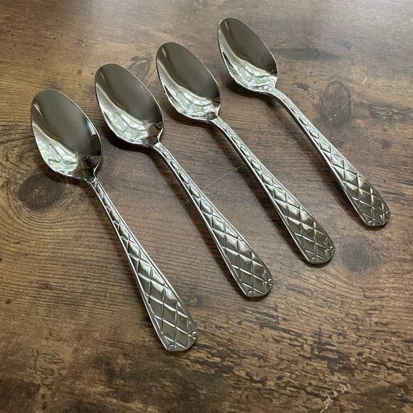 Bombay Casabella Dinner Spoon Set of 4 Stainless Steel Replacement Flatware - Picture 1 of 5